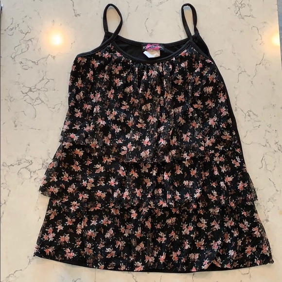 Floral tank - Picture 1 of 1